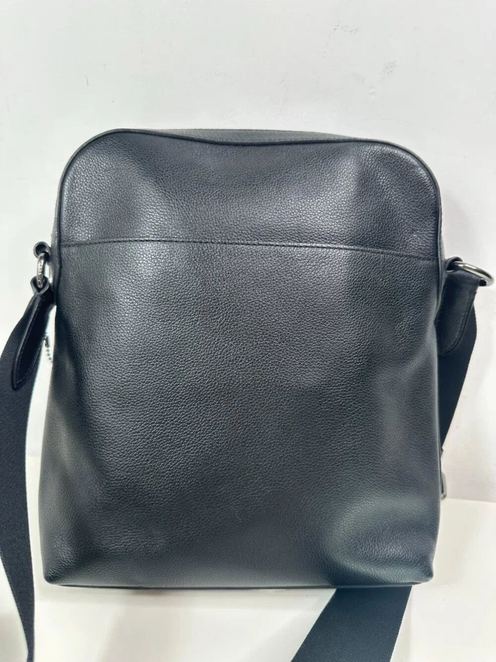 Coach Flight Messenger Crossbody Men’s Black Pebble Leather Bag C2057-F68014 EUC